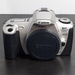 Vintage Canon EOS Rebel 2000 35mm Film SLR‎ Camera Body Silver Autofocus EOS 300